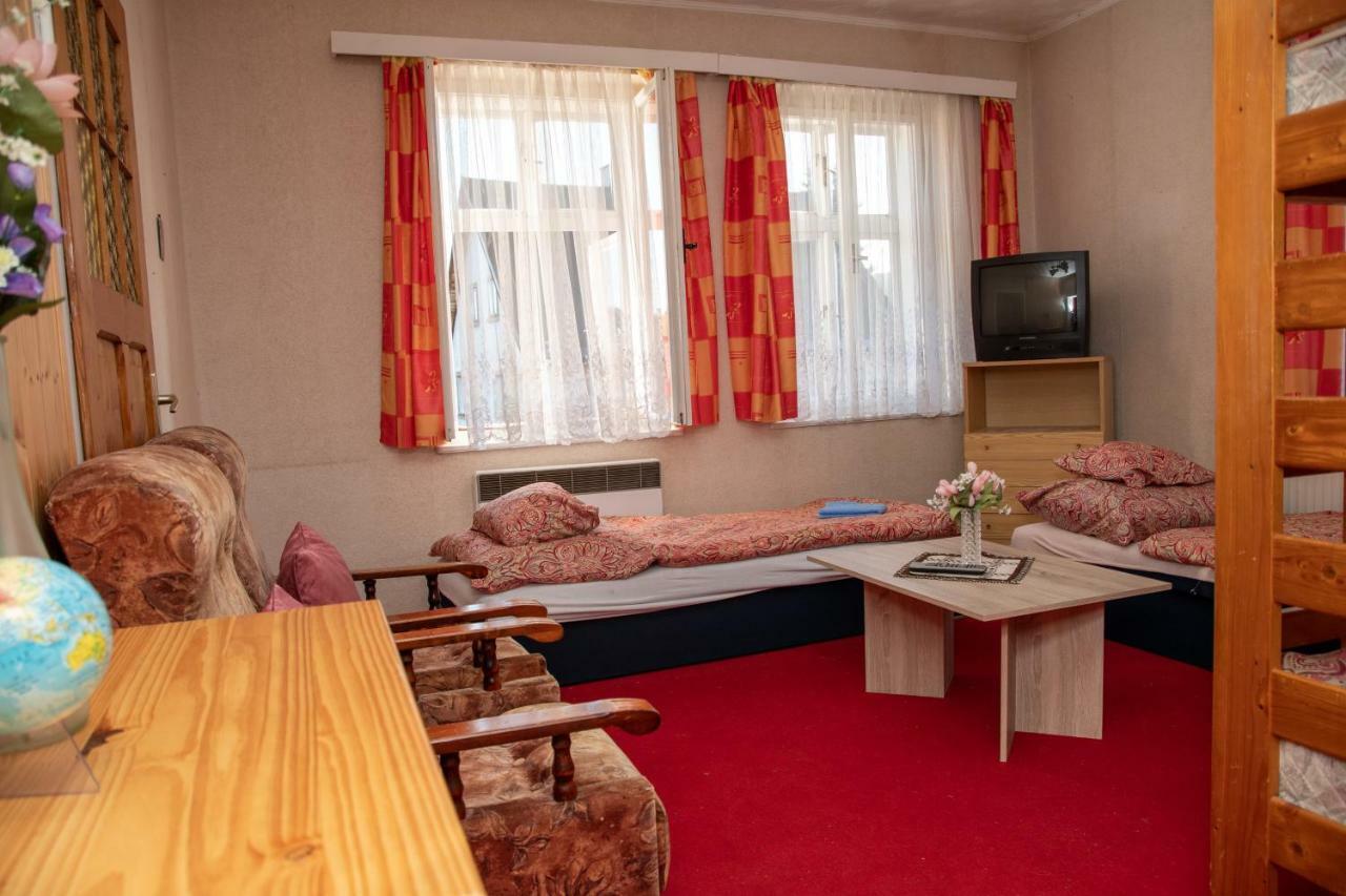 Apartmany U Kocoura Pod Klinovcem Kovarska Exterior photo